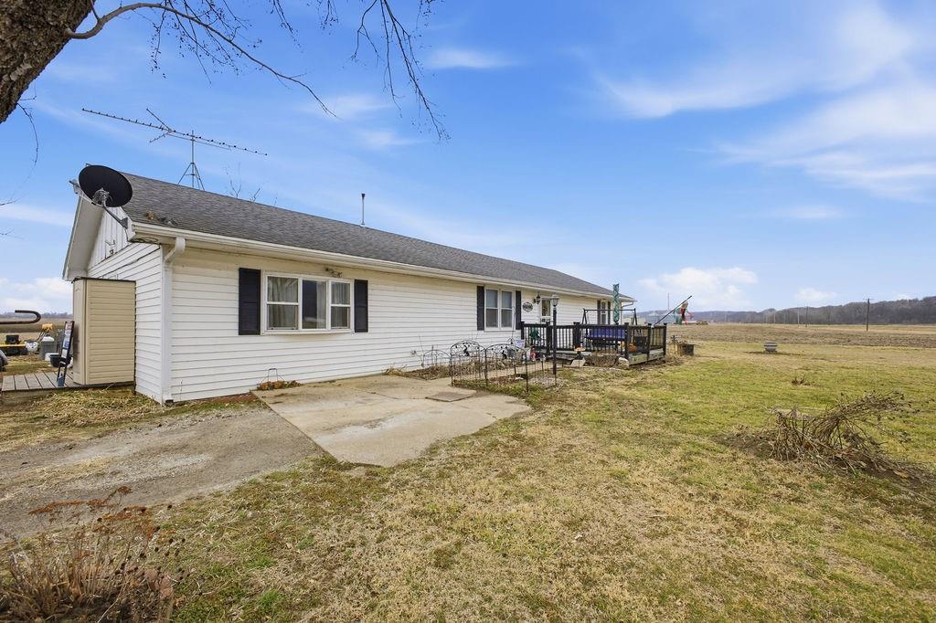 7164 State Route T Hw, Amazonia, MO 64421