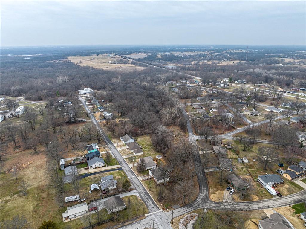 W Allen St, Clinton, MO 64735