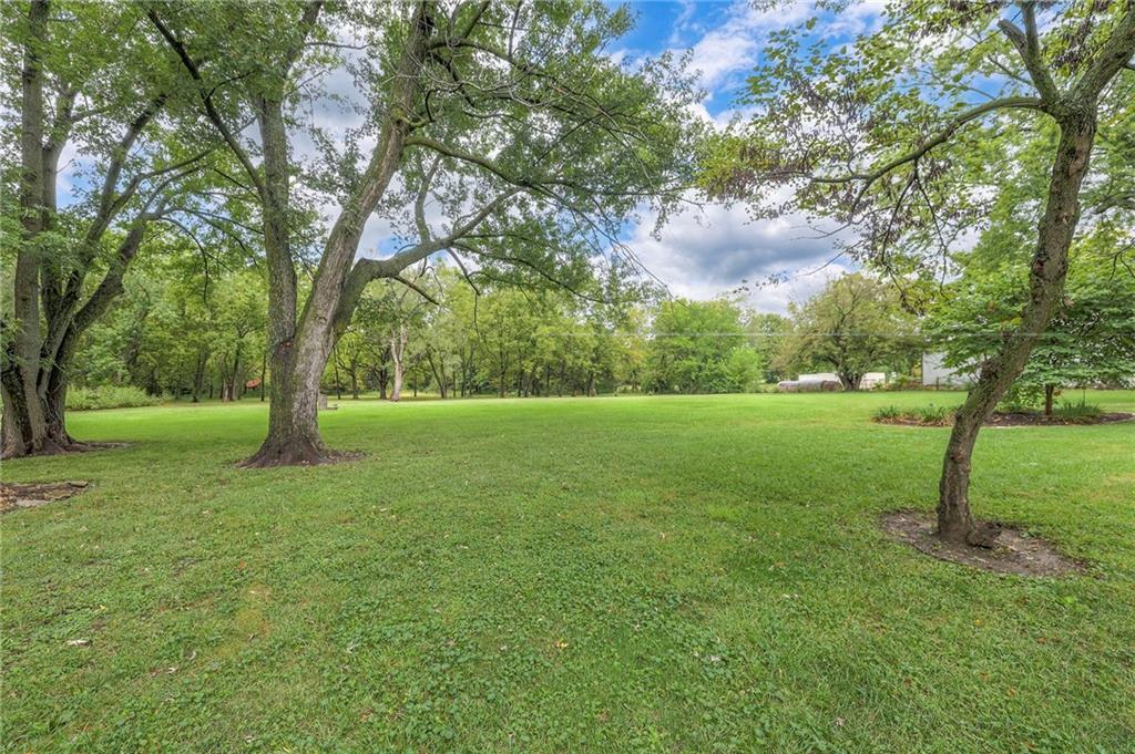 7540 197th St, Stilwell, KS 66085