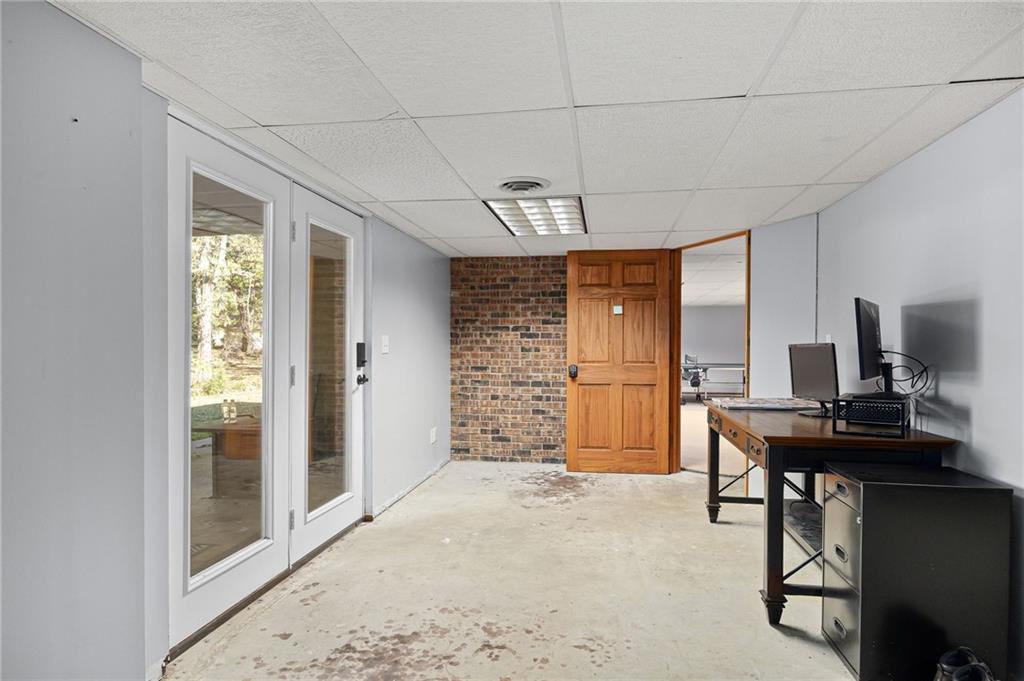 1003 Adam Dr, Chillicothe, MO 64601