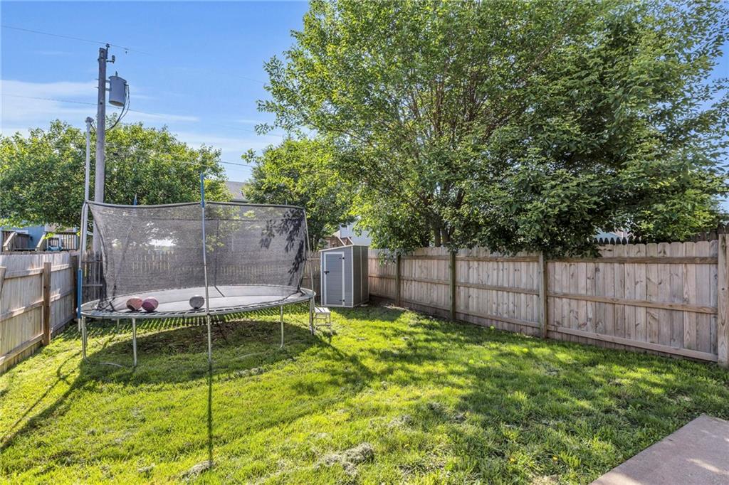 408 Eisenhower Rd, Baldwin City, KS 66006