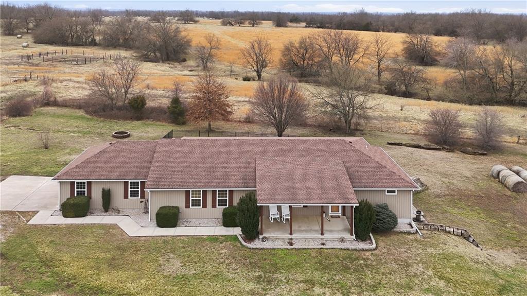 29309 E State Route B N/A, Archie, MO 64725