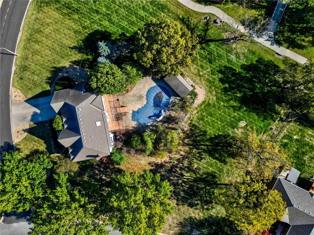 510 Opera House Ln, Odessa, MO 64076