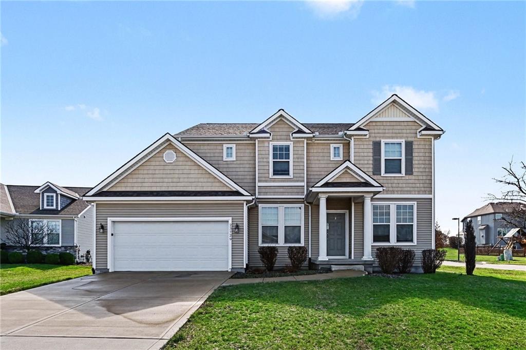 23729 W 92nd Ter, Lenexa, KS 66227