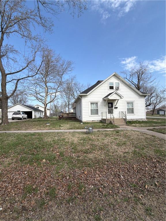 1222 Elm St, Humboldt, KS 66748