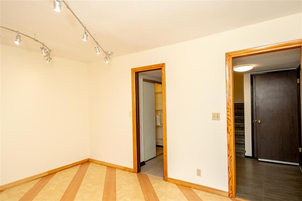 2713 W 24th Ter, Lawrence, KS 66047