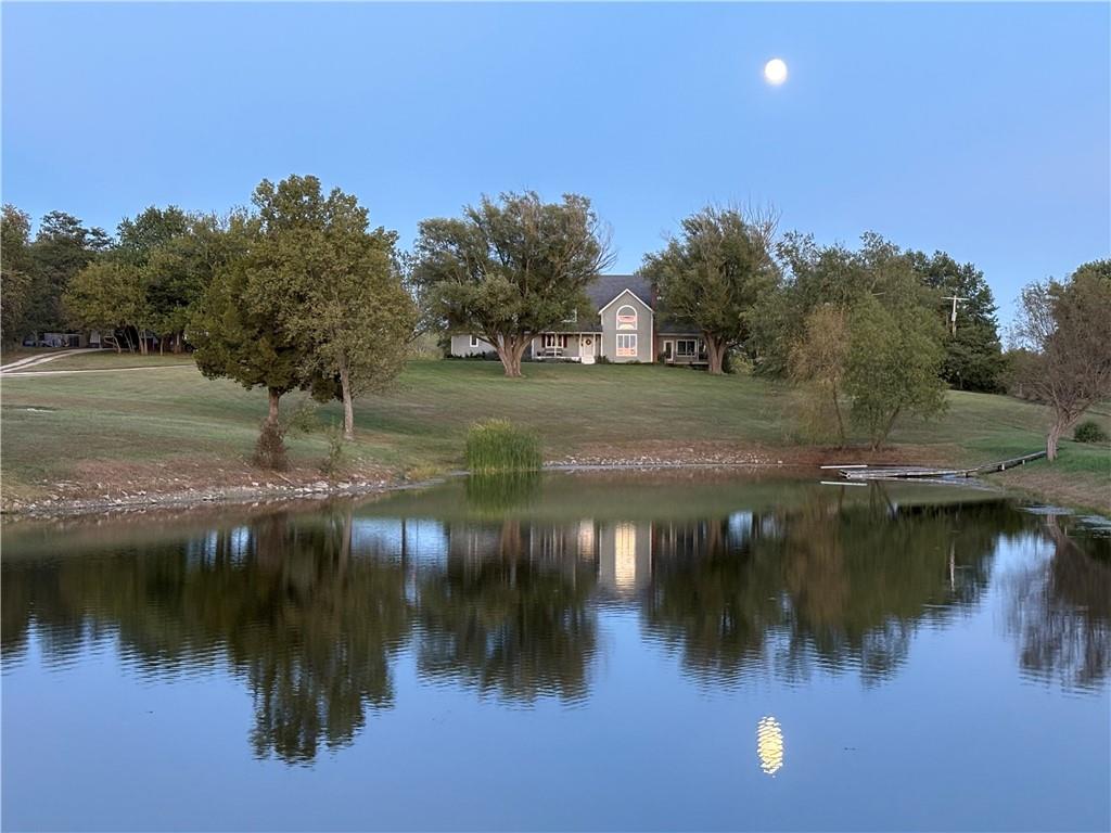 14976 150th St, Bonner Springs, KS 66012