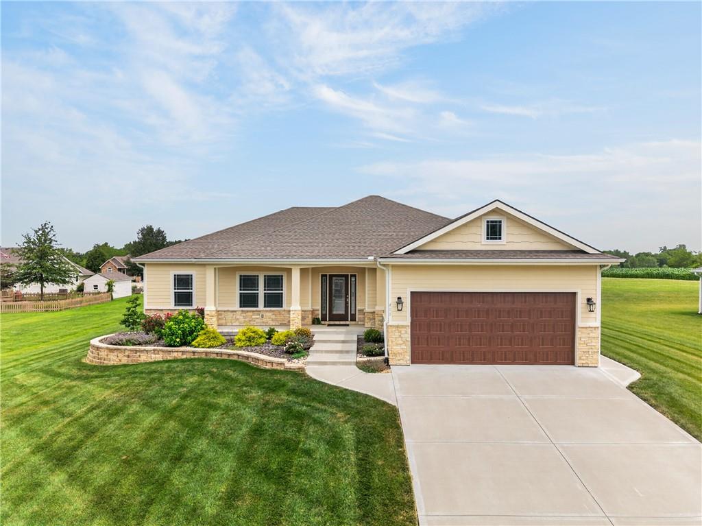405 W 10th St, Lawson, MO 64062
