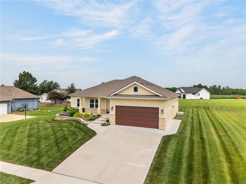405 W 10th St, Lawson, MO 64062