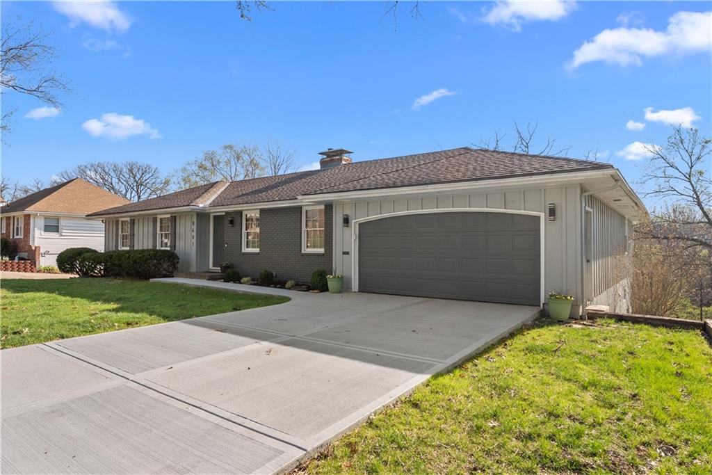 8401 Northern St, Raytown, MO 64138