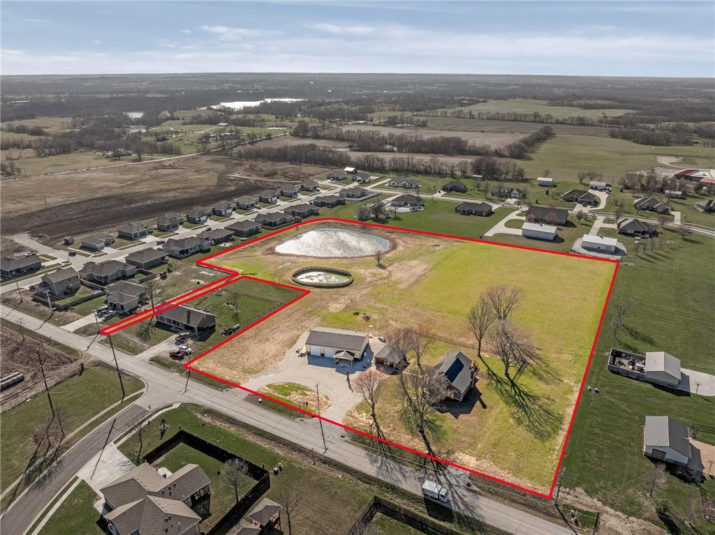 981 S 9th St, Odessa, MO 64076