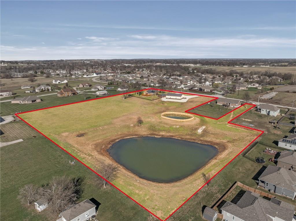 981 S 9th St, Odessa, MO 64076