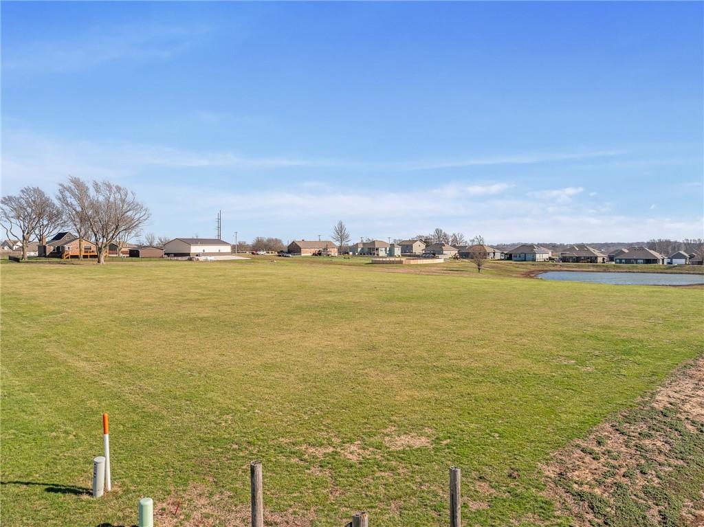981 S 9th St, Odessa, MO 64076
