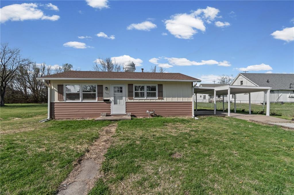 509 E 2nd St, Cameron, MO 64429