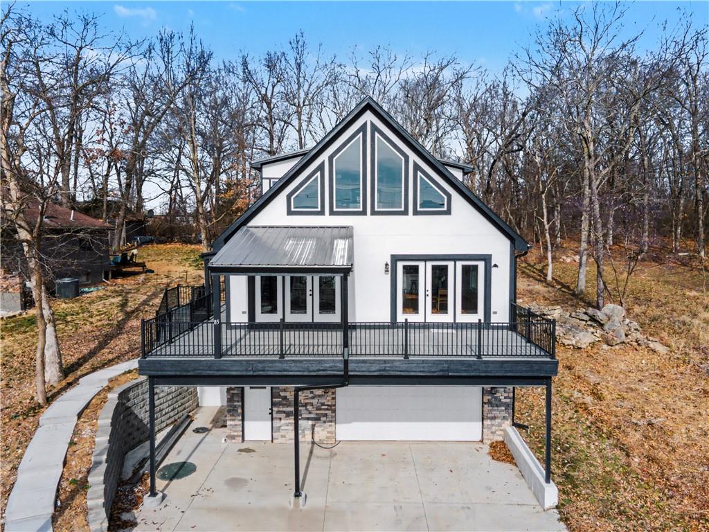 85 Lake Shore Dr, Lake Lotawana, MO 64086
