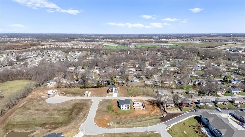 2611 NW 84th Ter, Kansas City, MO 64154