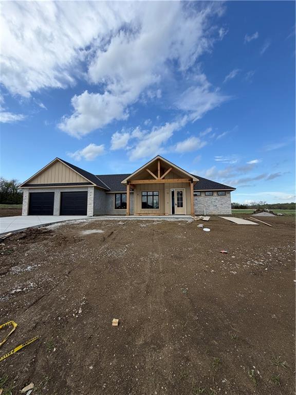 1110 Bluestem Cir, Baldwin City, KS 66006