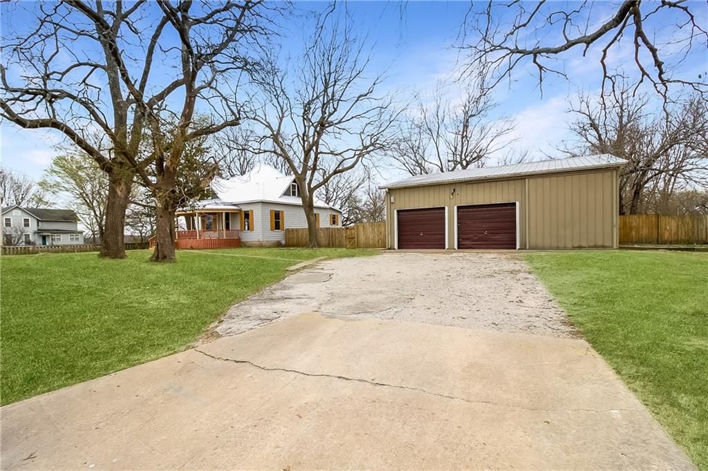 1000 Briggs Ave, Parsons, KS 67357