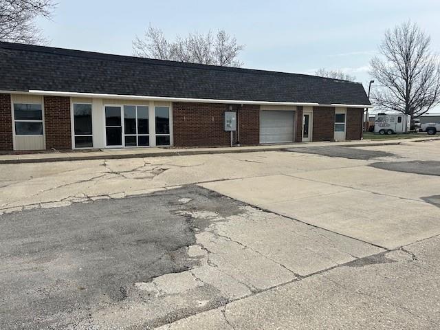 2852 Four Wheel Dr, Lawrence, KS 66047