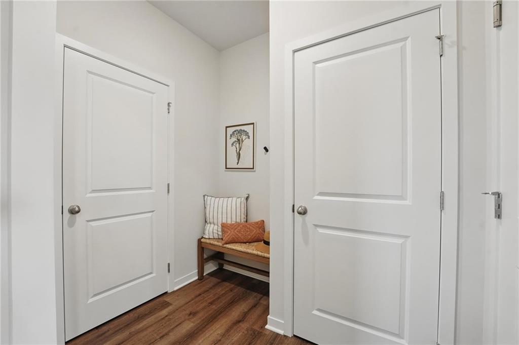 21504 Pomarance Cir, Peculiar, MO 64078