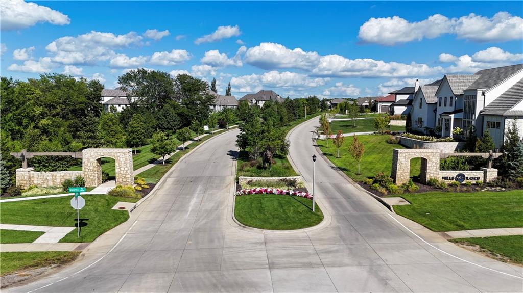 17029 King St, Overland Park, KS 66221