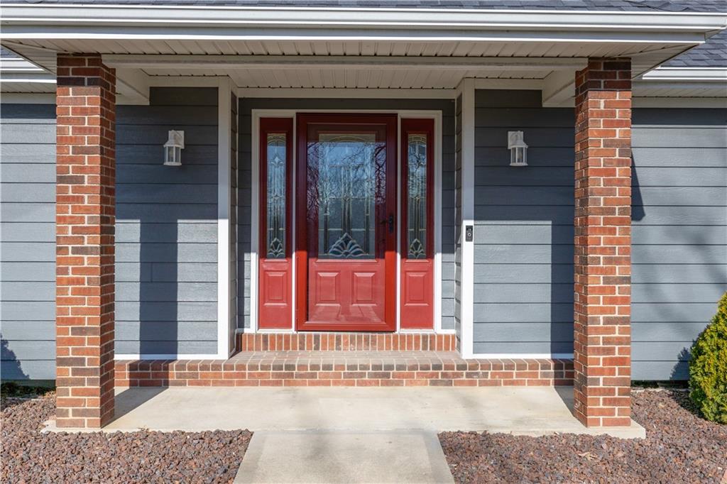 9769 County Road 427 Rd, Savannah, MO 64485