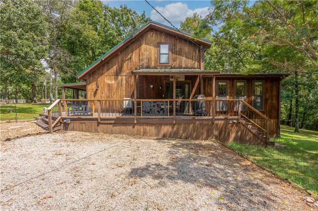 29553 Paradise Dr, Warsaw, MO 65355