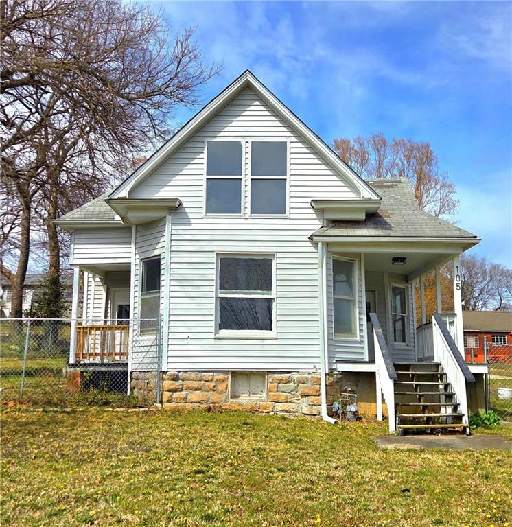 105 E 10th St, Pleasanton, KS 66075