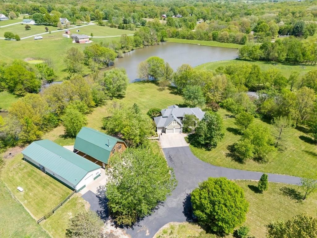 12406 NE 172nd St, Kearney, MO 64060