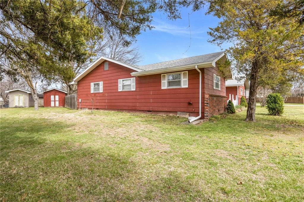 402 W Mckinley N/A, Frontenac, KS 66763