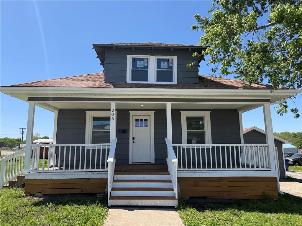 208 N Camden St, Richmond, MO 64085