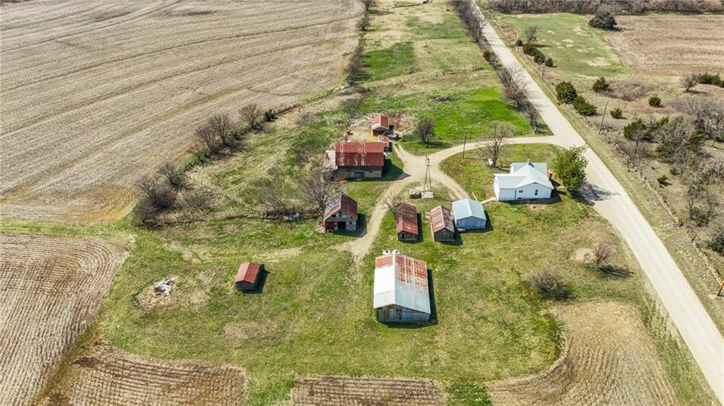 451 N 200 Rd, Overbrook, KS 66524