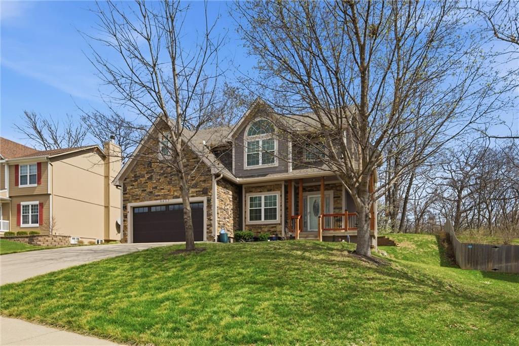 5017 N Washington St, Gladstone, MO 64118