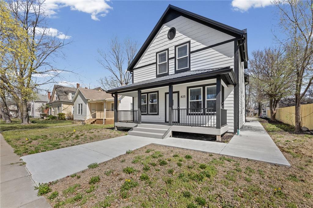 825 Main St, Ottawa, KS 66067