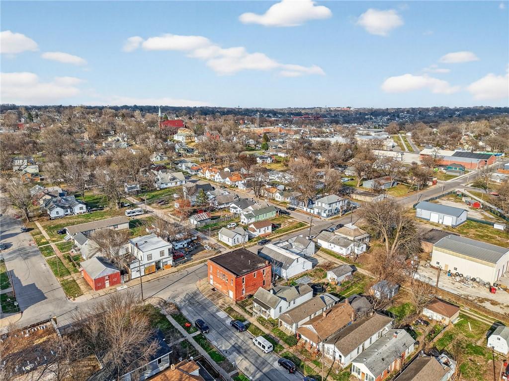 1802 Olive St, St Joseph, MO 64507