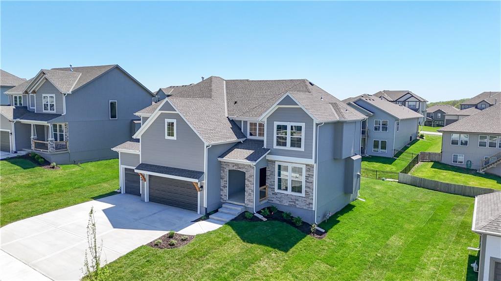 2717 W Park St, Olathe, KS 66061