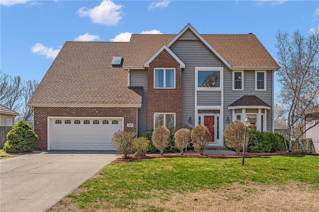 2009 Carmel Dr, Lawrence, KS 66047