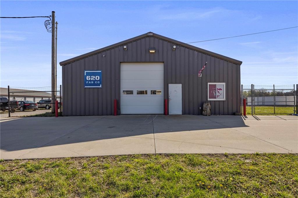 305 S Joplin St, Pittsburg, KS 66762