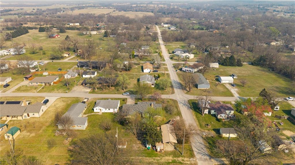401 N East St, Caney, KS 67333