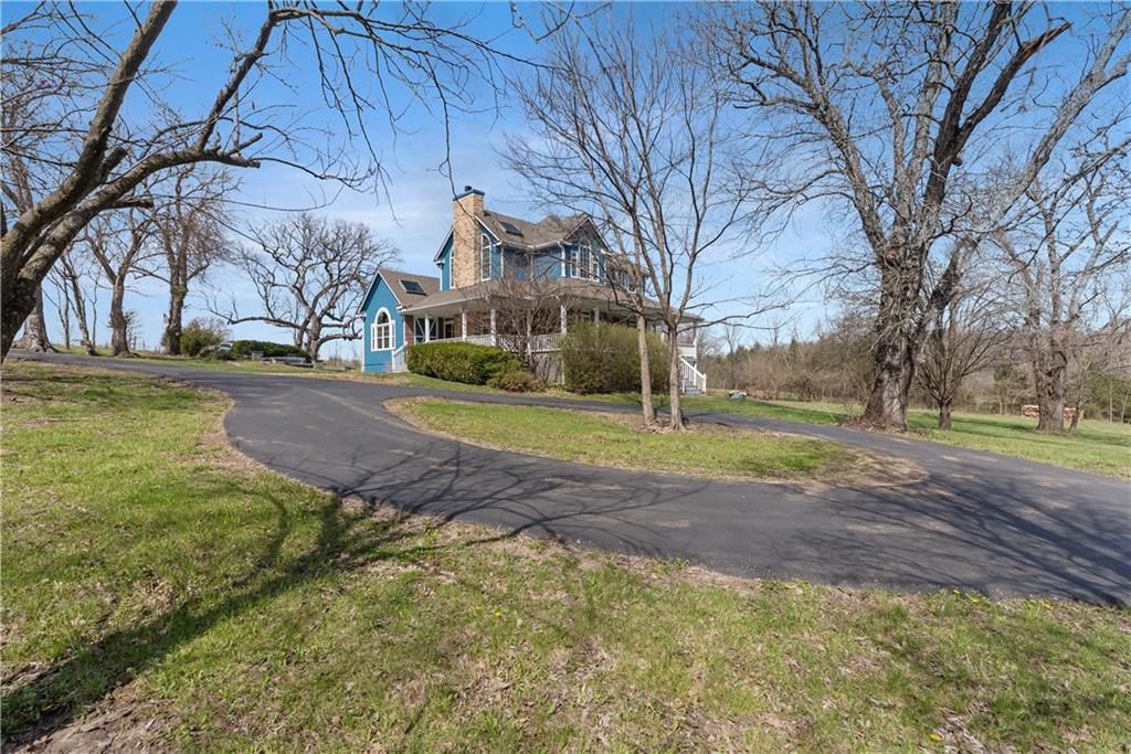 33604 E Stringtown Rd, Greenwood, MO 64034