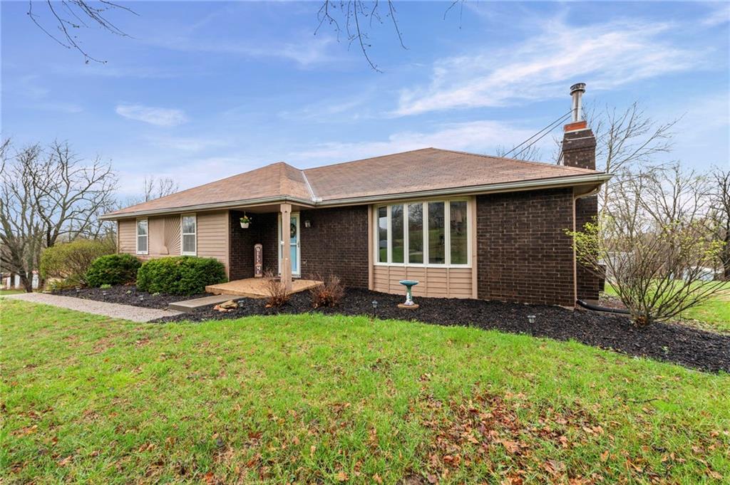 17139 SE State Route Y Hw, Dearborn, MO 64439