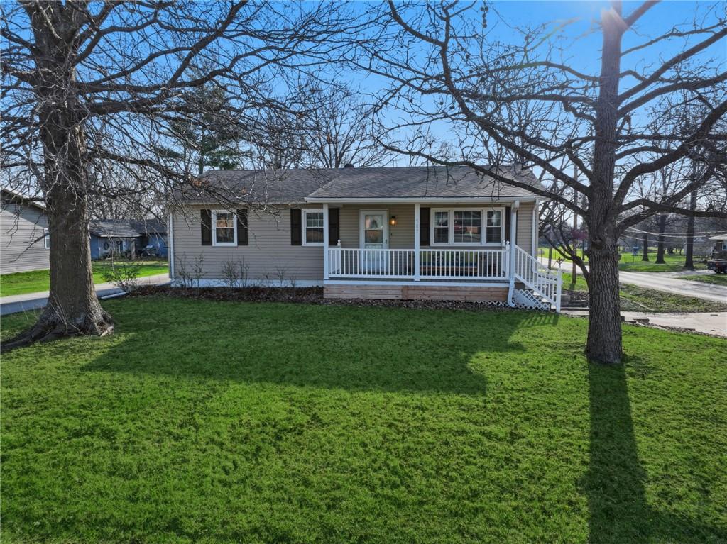 509 S Olive St, Gallatin, MO 64640