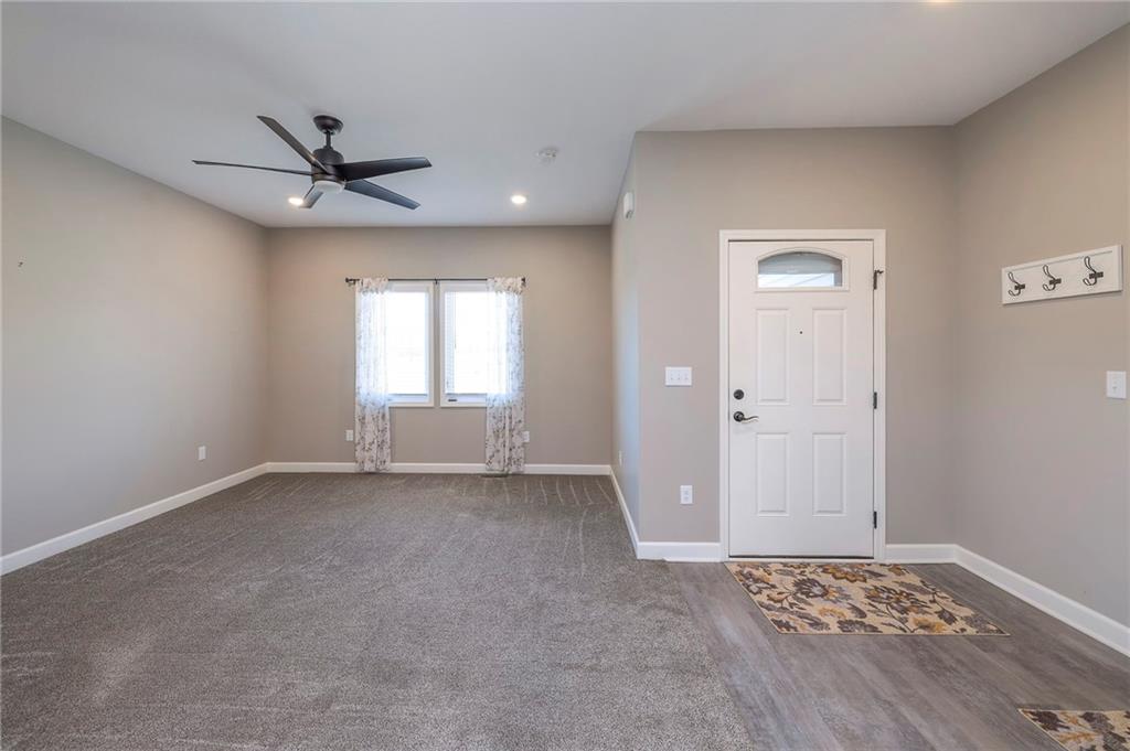 517 Village Ln, Harrisonville, MO 64701