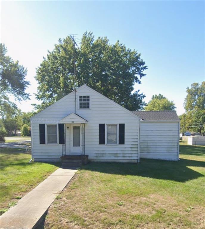 401 S 6th St, Louisburg, KS 66053