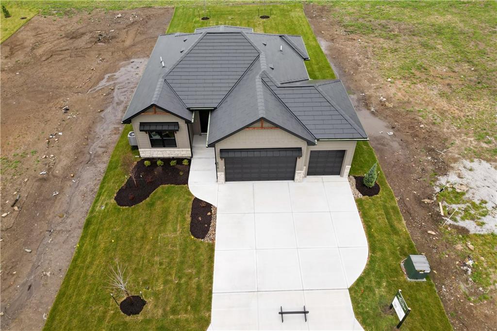 8016 SE Hoot Owl St, Blue Springs, MO 64014