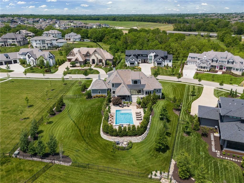 16913 Bond St, Overland Park, KS 66221