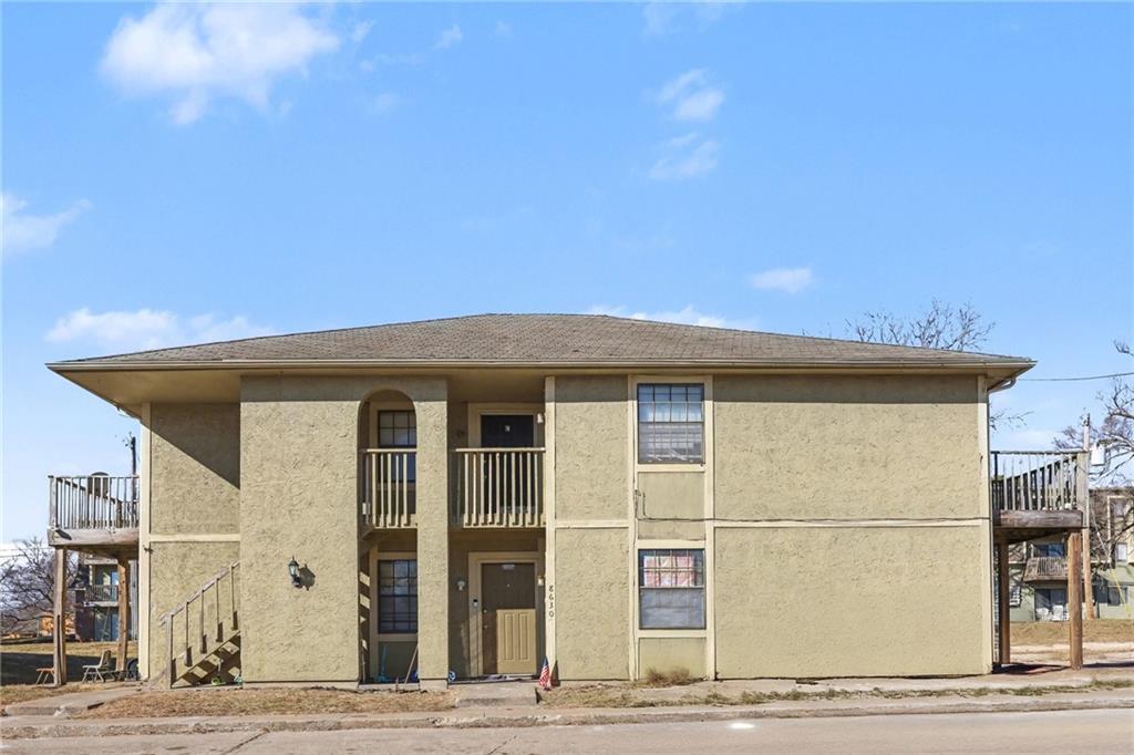 8630 Lane Ave, Raytown, MO 64138