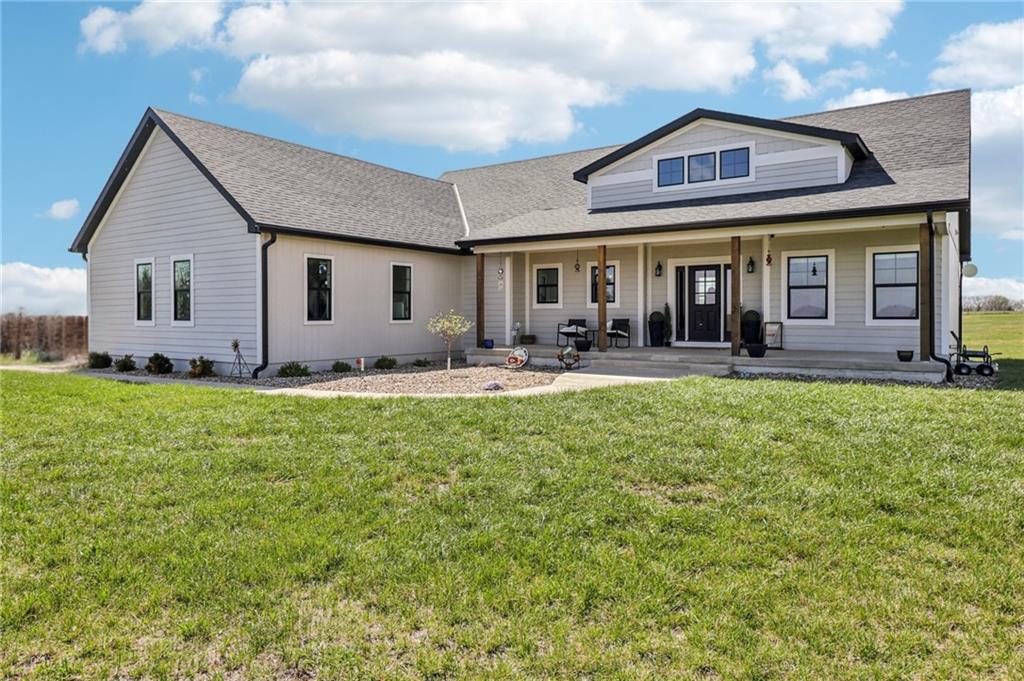 12103 230th St, Linwood, KS 66052