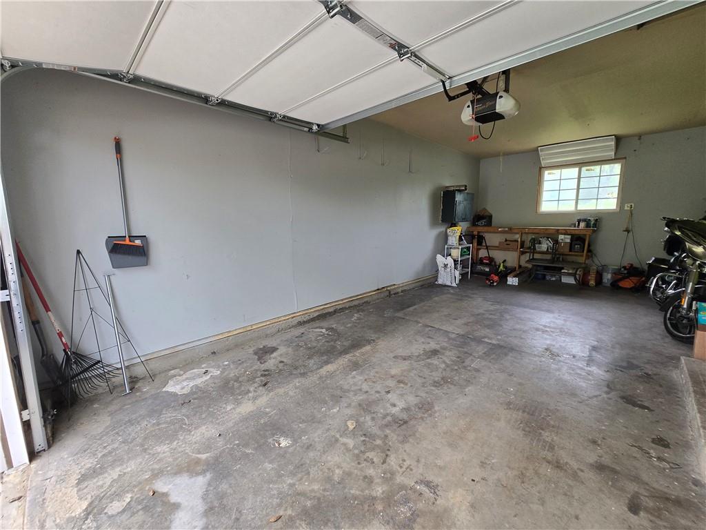 302 N Dement St, Mound City, KS 66056
