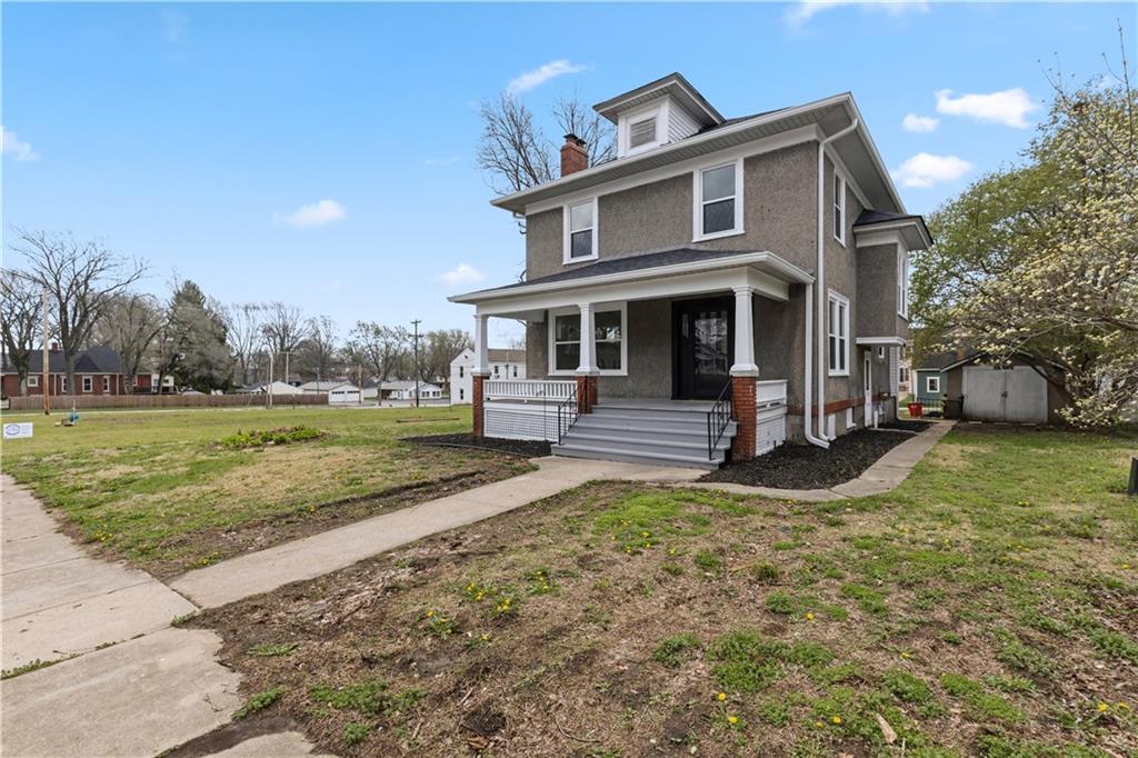 1707 Franklin Ave, Lexington, MO 64067